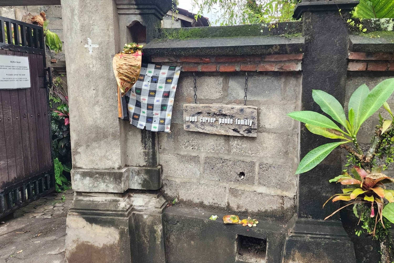 バリ島：神聖なバリ式ヒーリング＆伝統的な神経療法をご体験ください