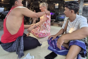 バリ島：神聖なバリ式ヒーリング＆伝統的な神経療法をご体験ください