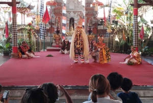 Ubud: Barong Dance und Keris Cultural Dance Show Tickets