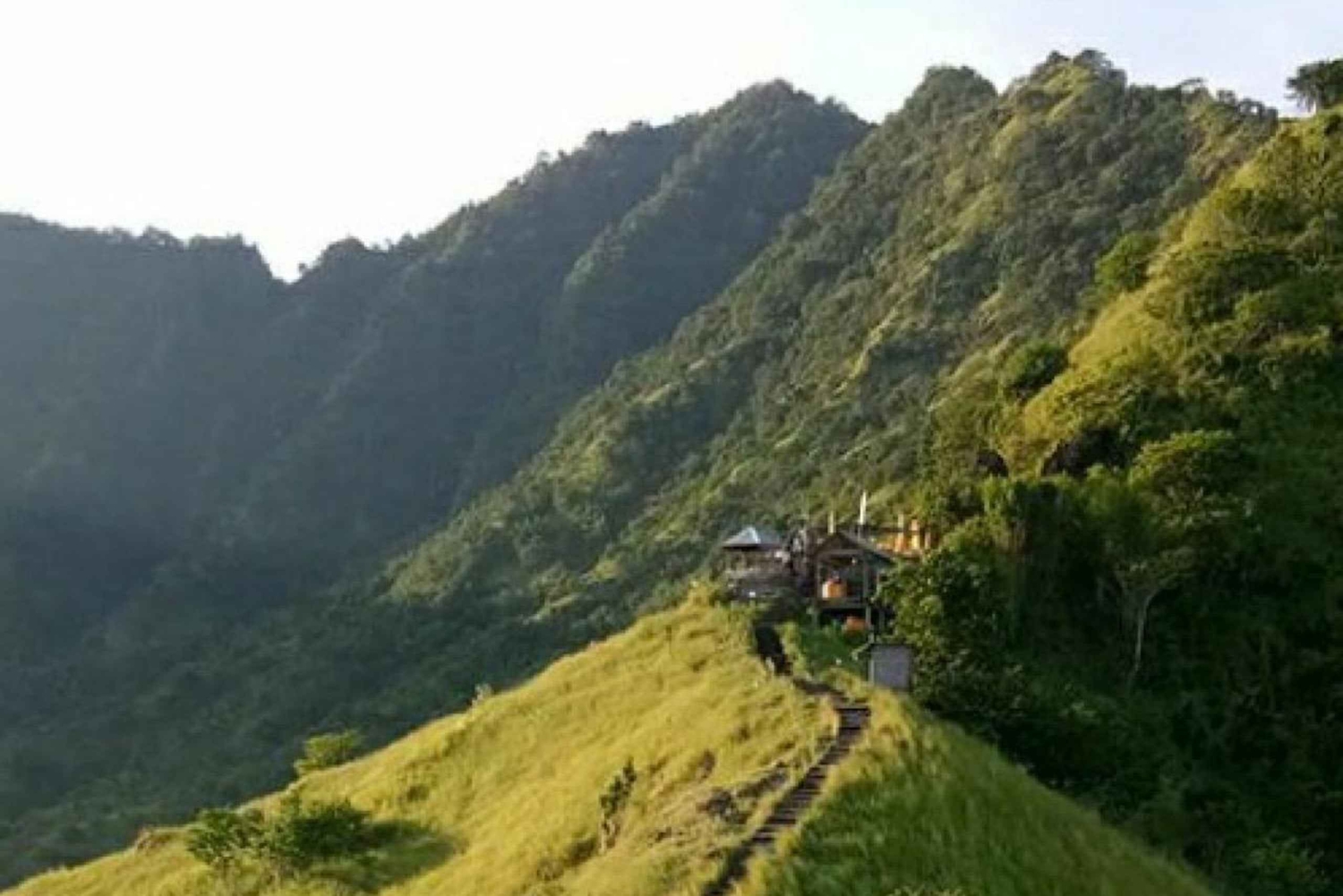 Bali: Batu Kursi Hill Hike with Local Guide