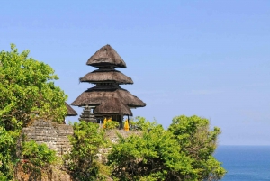 Bali : Rantaretki ja Kecak-tanssiesitys