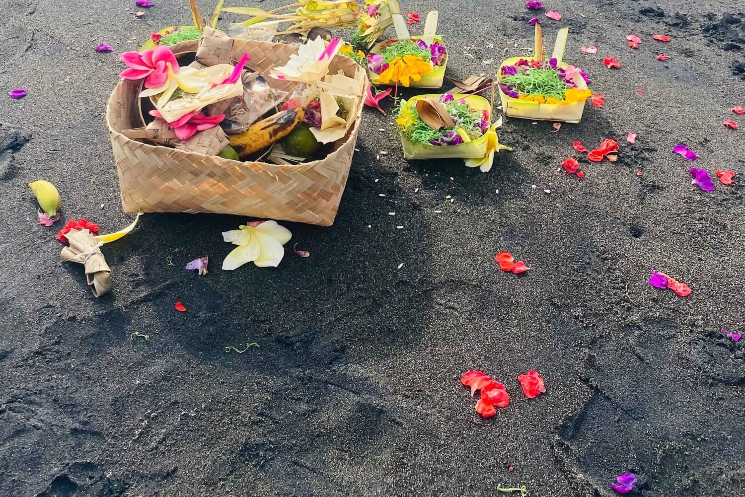 Bali: sesja jogi na plaży i uwolnienie emocji