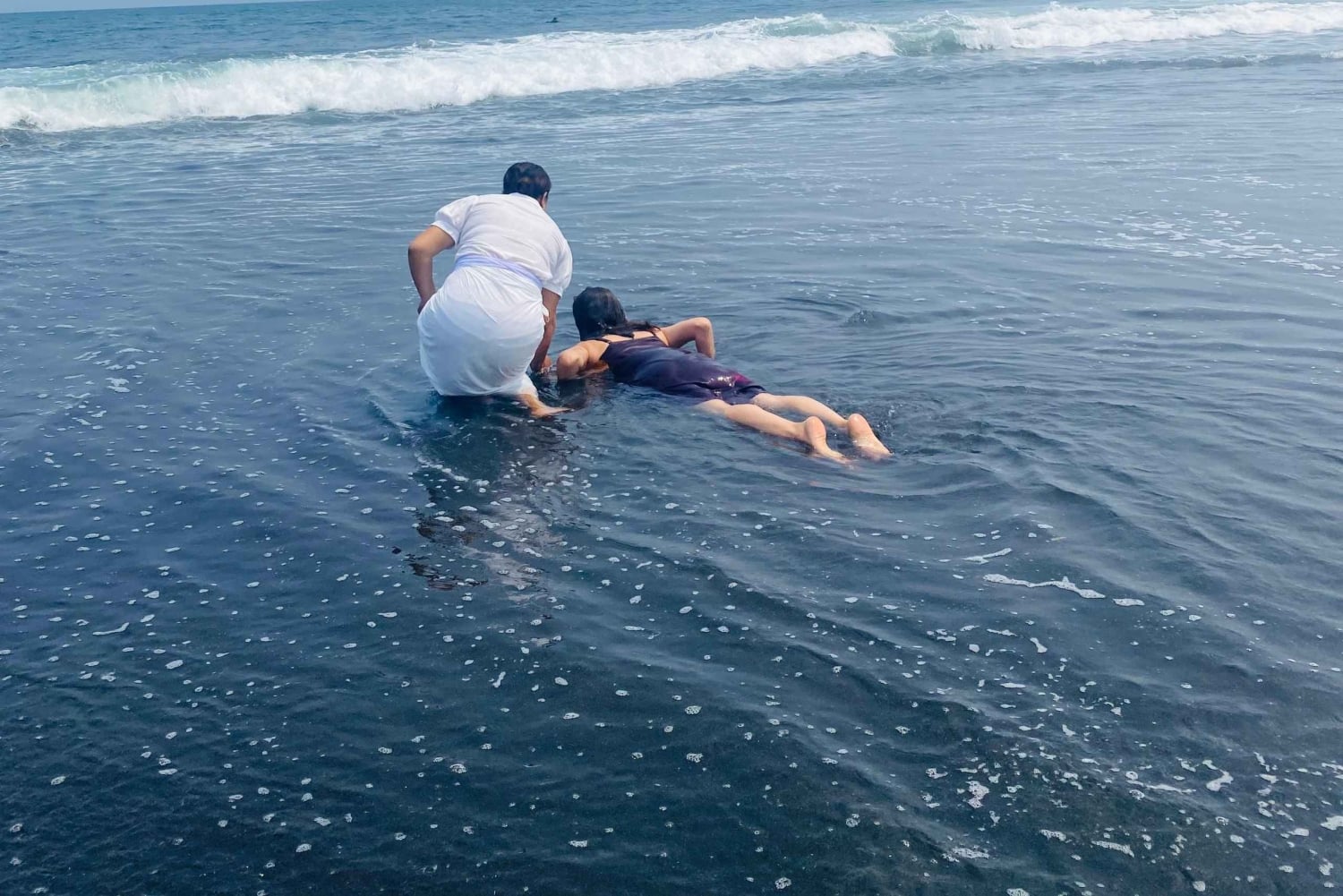 Bali: sesja jogi na plaży i uwolnienie emocji