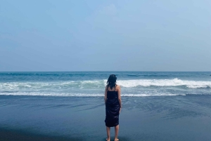 Bali: sesja jogi na plaży i uwolnienie emocji