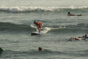 Bali: Beginner and Intermediate Surfing Lesson in Canggu