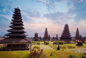 Bali: Besakih Mother Temple Guided Tour with Ticket
