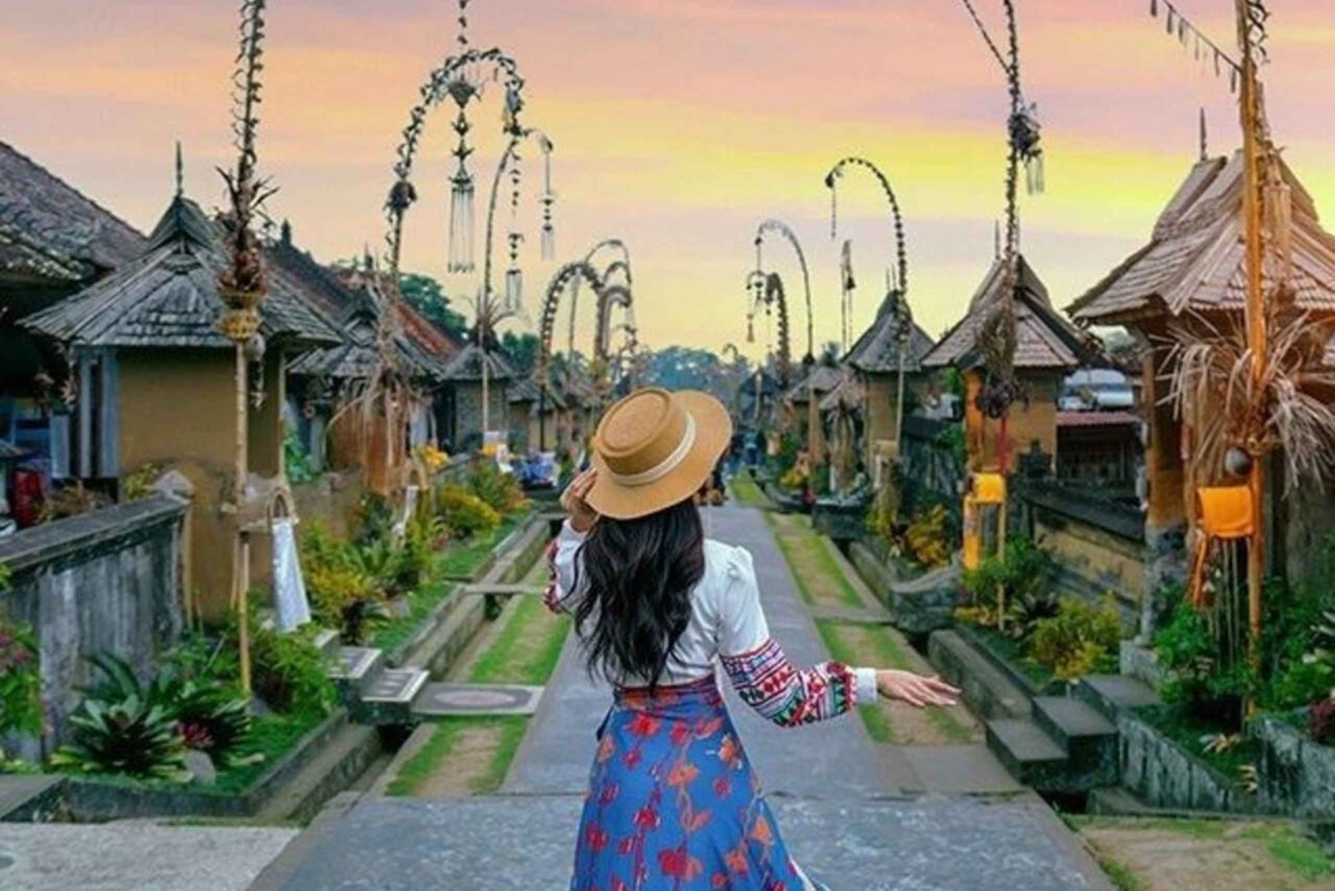 Bali: Besakih Temple Tour by Motorbike with Driver