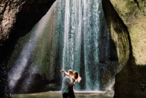 Bali: Der beste versteckte Wasserfall im Osten (private Tour)