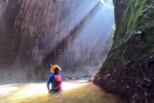 Aventura de canyoning no cânion Sambangan