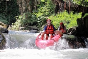 Bali Chill Tubing: Ontspannen en dobberen op een prachtige riviertubing