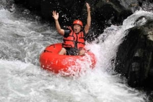 Bali Chill Tubing: Ontspannen en dobberen op een prachtige riviertubing