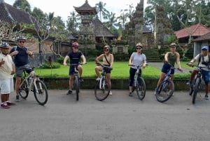Tour in bicicletta nella campagna di Bali