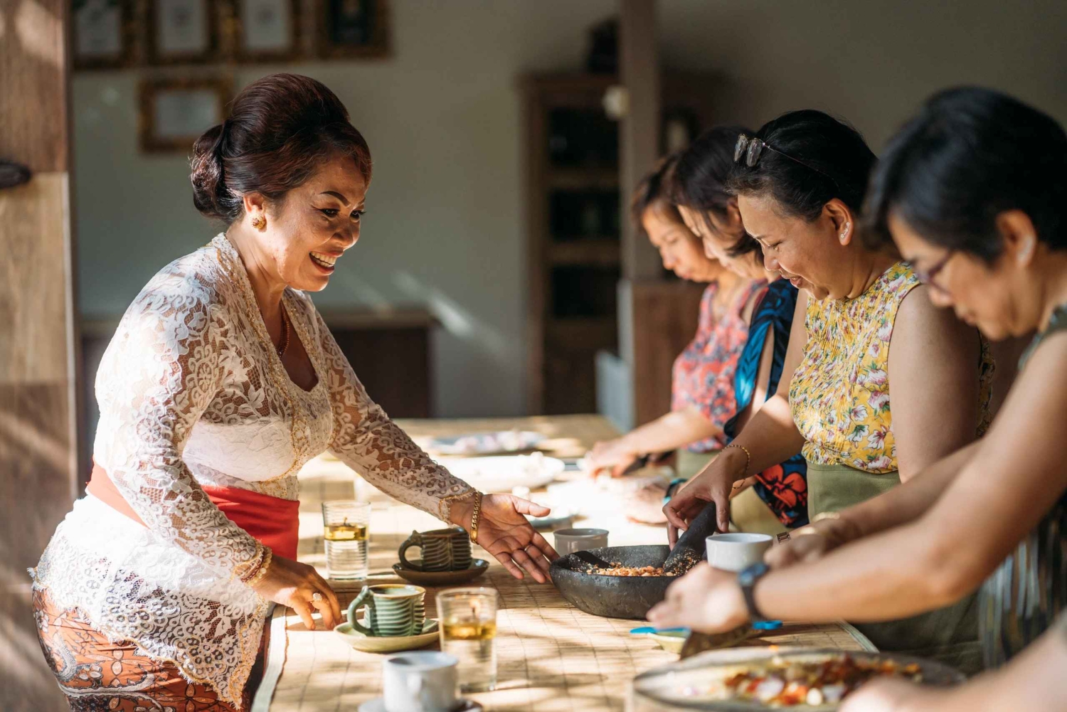 Bali Daily Culture: Market Visit, Offerings & Cooking
