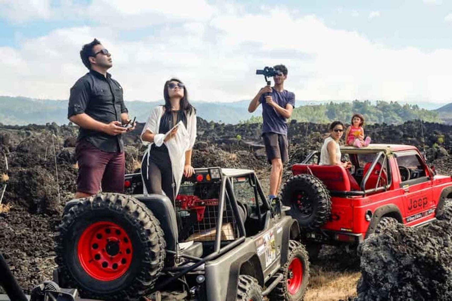 Bali: Day/Sunset Mount Batur 4WD Jeep and Natural Hot Spring