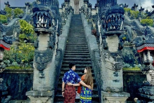 Bali : Excursion d'une journée au temple de Besakih et à deux chutes d'eau cachées