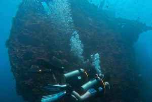 Excursion à Bali : Initiation à la plongée sur l'épave de l'USAT Liberty et kayak