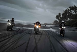 Bali: tour in moto da cross alla Black Beach