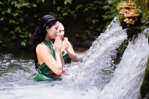 バリ島で食べて、祈って、恋をする体験