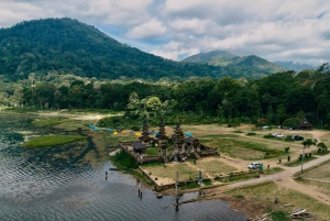 Bali: Tutustu Pohjois-Baliin mukautetulla matkapäivällä