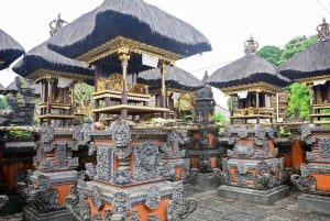 Bali : Penglipuran, mont Batur et forêt de bambous