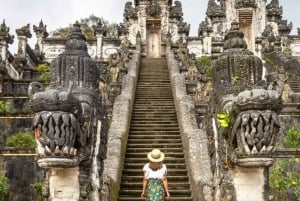 Bali: Lempuyangin temppeli.