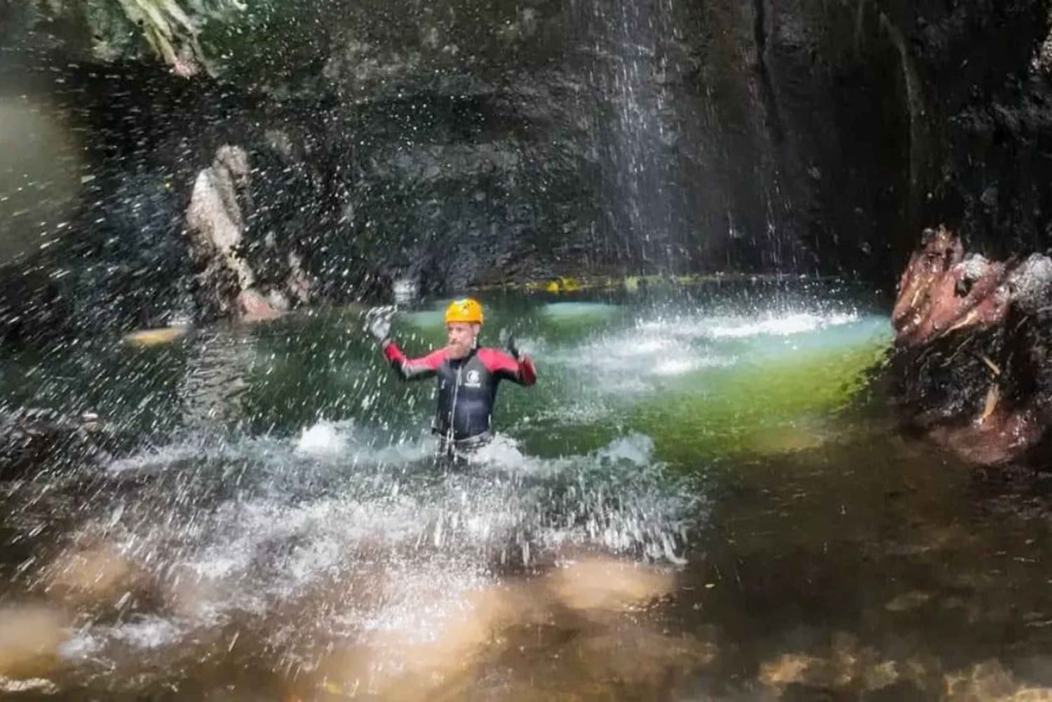 Bali: juvingekspedisjon i Gitgit-fossen med lunsj
