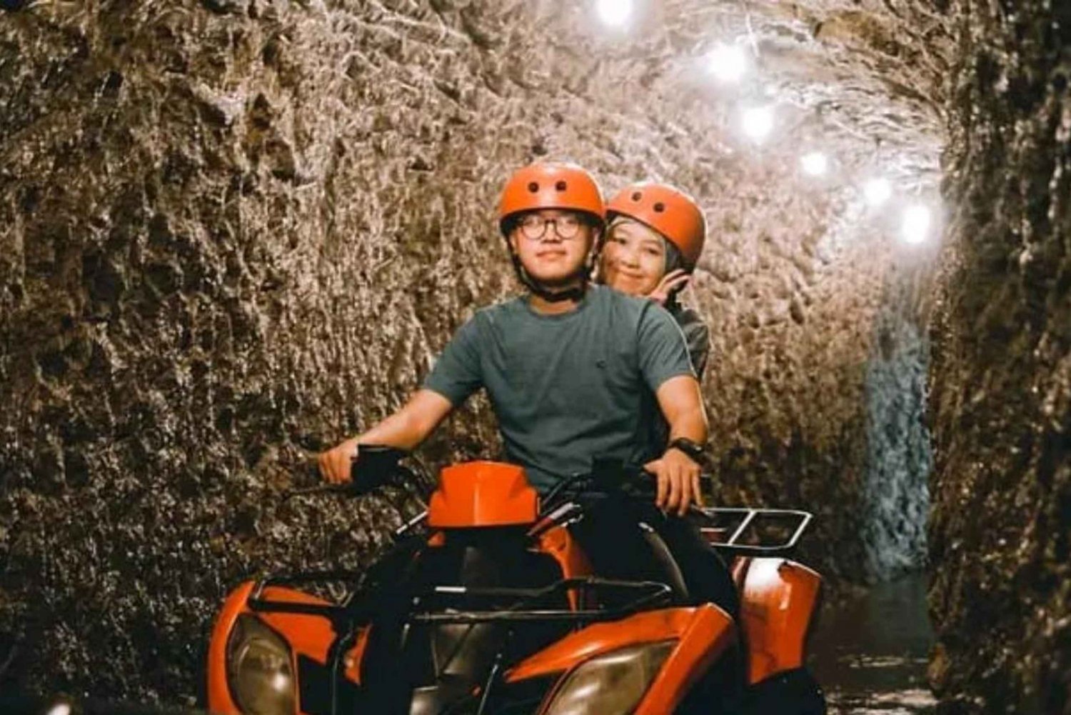 Bali: Gorilla Cave ATV og Lazy River Tubing & Cretya Sunset