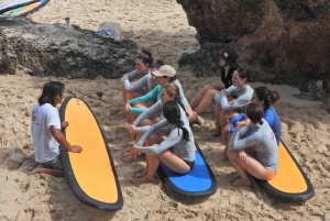 Bali: Gruppesurfing for nybegynnere med videoanalyse