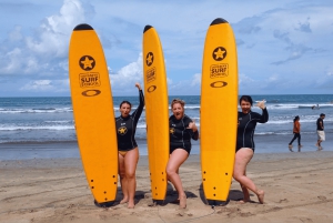 Bali; Groepsles surfen voor beginners (niet-zwemmersvriendelijk)