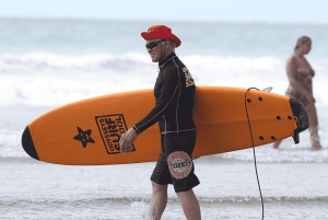 Bali; Groepsles surfen voor beginners (niet-zwemmersvriendelijk)