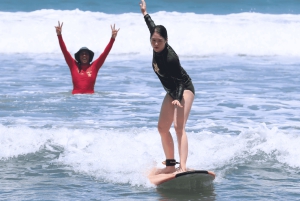 Bali; Groepsles surfen voor beginners (niet-zwemmersvriendelijk)
