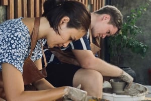 Ubud: esperienza completa di ceramica con tornio e modellatura a mano