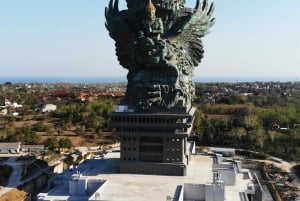 Вертолетный тур на Бали: испытайте роскошь и приключения