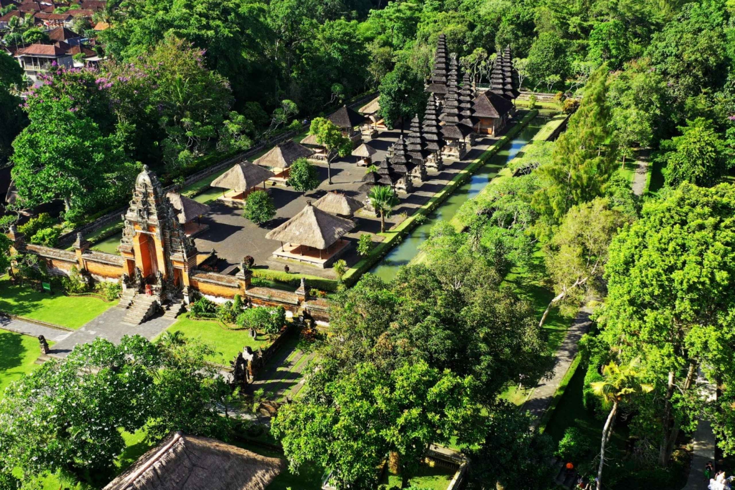 Bali Heritage: Taman Ayun, Monkeys, & Tanah Lot Sunset