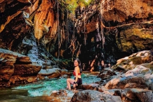 Bali: Canyoon Oculto, Cascada y Templo Tour Privado