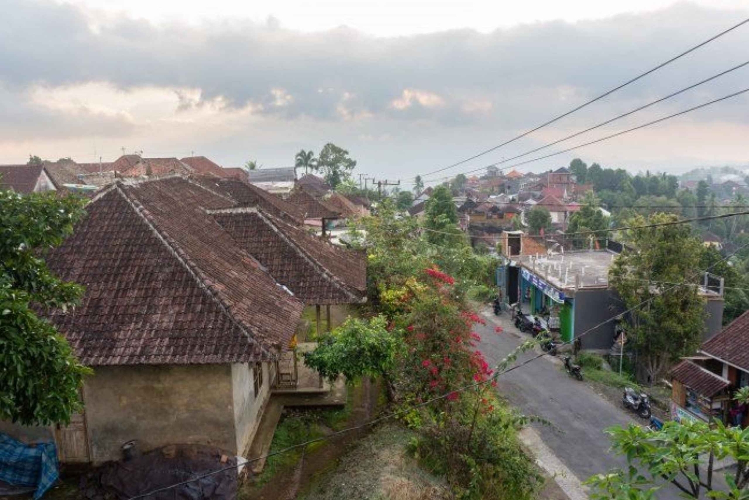 Bali: Hidden Highlands, Sacred Lakes & Authentic Munduk