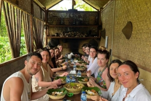 Bali: Hidden Highlands, Sacred Lakes & Authentic Munduk