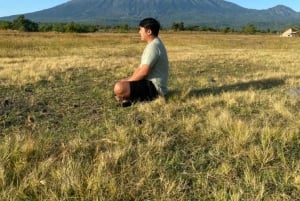 Bali: Auringonnousu- tai auringonlaskukierros Savana Tianyarilla