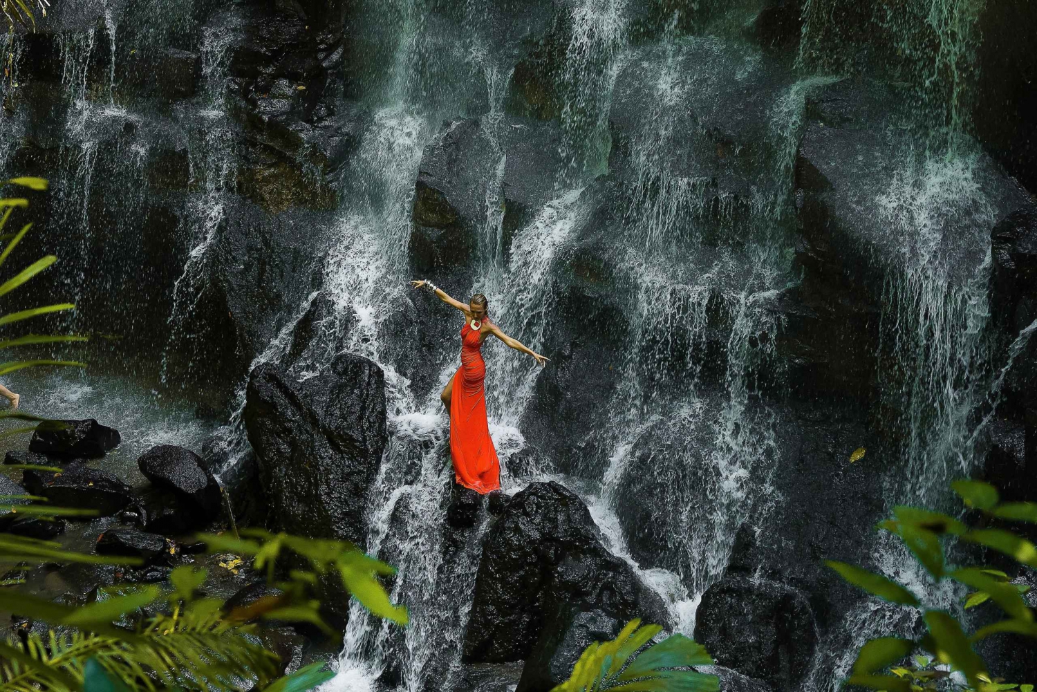 Kanto-Lampo-Waterfall