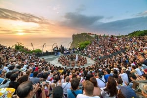 Bali: Kecak Fire Dance Entry Ticket and Uluwatu Temple Tour