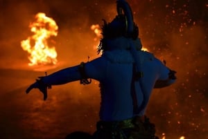 Bali: Kecak Fire Dance Entry Ticket and Uluwatu Temple Tour