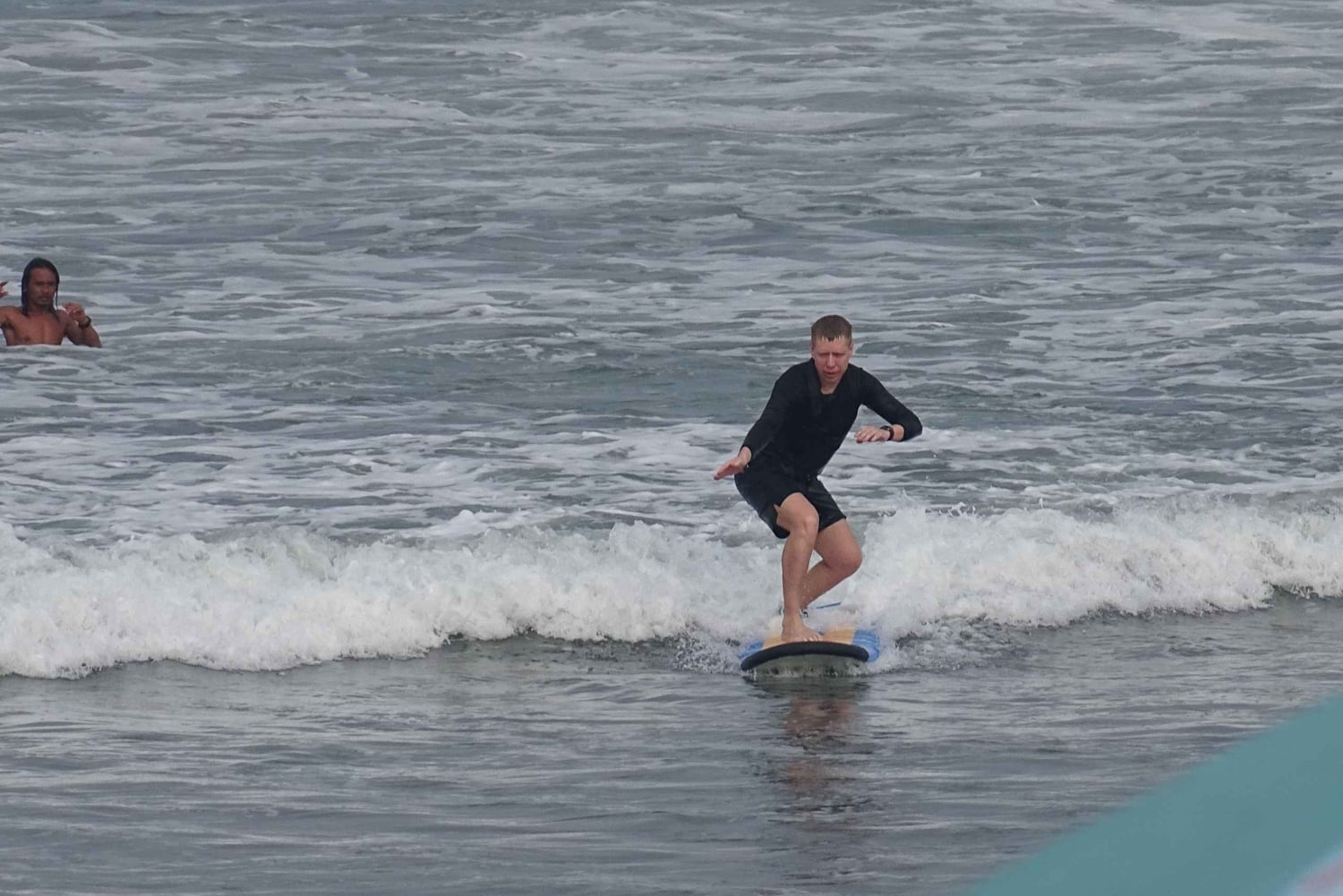 Bali : cours de surf intermédiaire à Kuta Beach