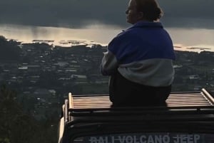 Bali: Lake Batur Canoe Ride and Fishing Experience