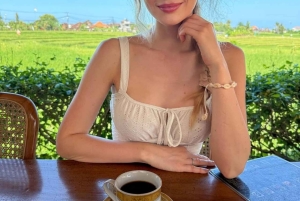 バリ島：運転手付きバイクで行くランプヤン寺院ツアー