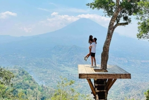 バリ島：運転手付きバイクで行くランプヤン寺院ツアー