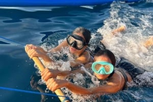 Bali: Lovina Sunrise Dolphin Watching og Snorkeling Tour