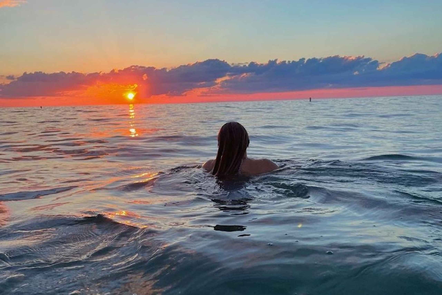 Bali: Lovina Sunset Tour with Snorkeling Experience