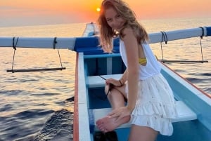 Bali: Lovina Sunset Tour with Snorkeling Experience