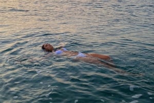 Bali: Lovina Sunset Tour with Snorkeling Experience