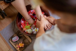 Bali: Luksus spa balinesisk massasje skrubb blomsterbad 2 timer